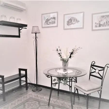 Art Deco B&B