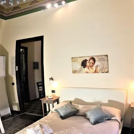 Art Deco B&B Bed & Breakfast