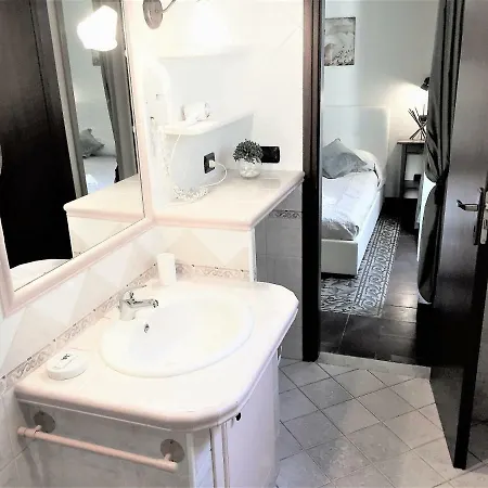 Art Deco B&B Bed & Breakfast *