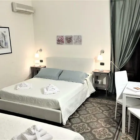 Art Deco B&B Bed & Breakfast *